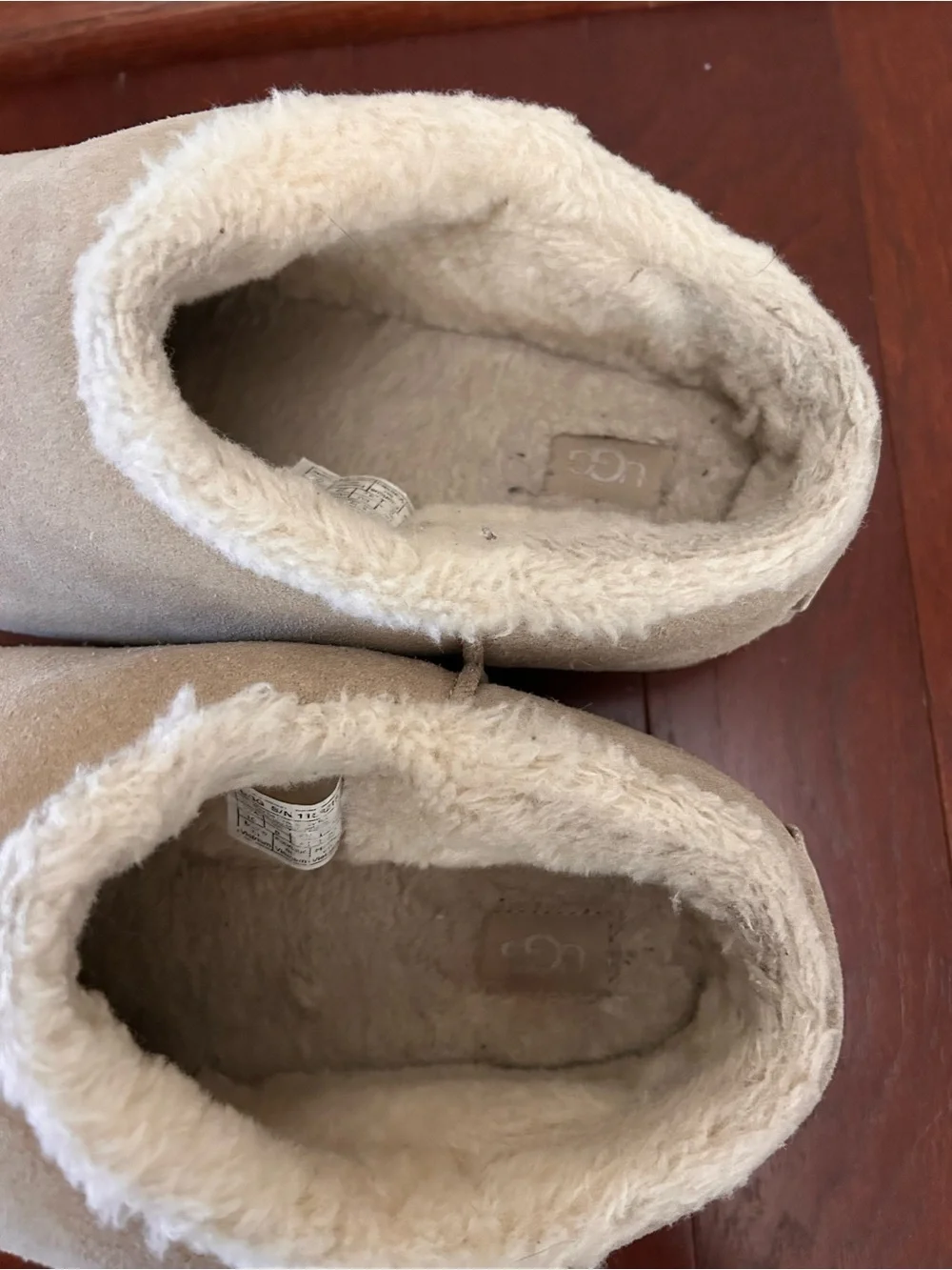 UGG pumped slides beige size 10